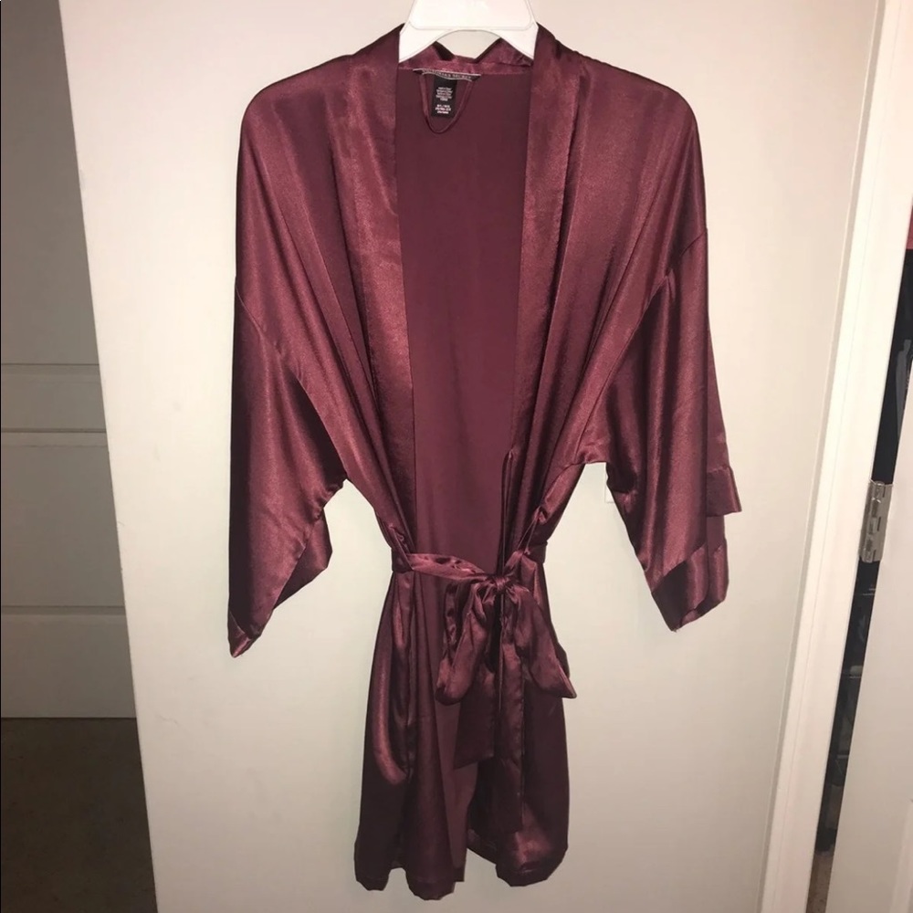 VS ROBE